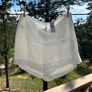 Express BNWT Cream Women's Skort